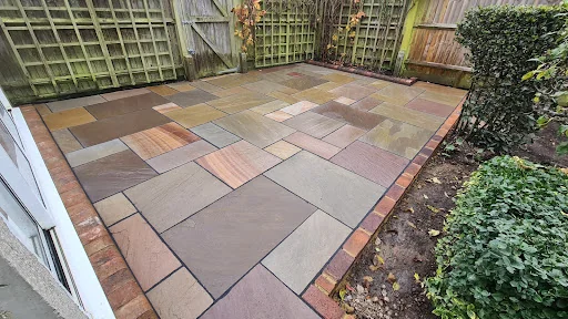 A &amp; M Paving Contractors Ltd photo 6