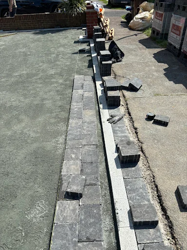 Woodcote Fencing &amp; Landscaping Ltd photo 5