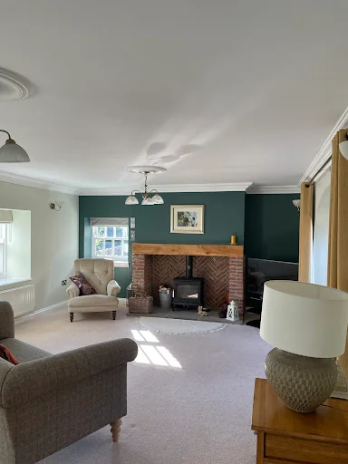 Lee Arrowsmith Decorators photo 7