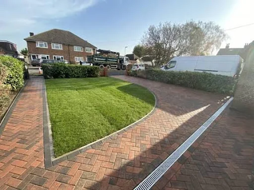 Ultimate Driveways And Patios photo 4