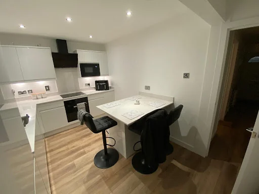L.Thomson Joinery photo 8