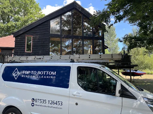 Top to Bottom Window Cleaning &amp; Gutter Clearance photo 6