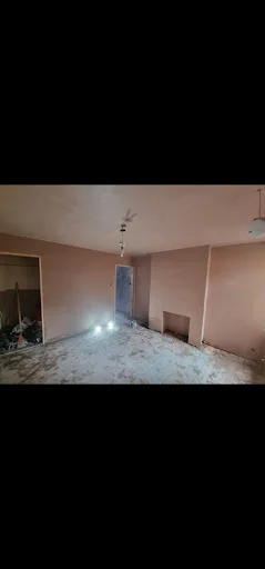 Tredget's  Plastering photo 3