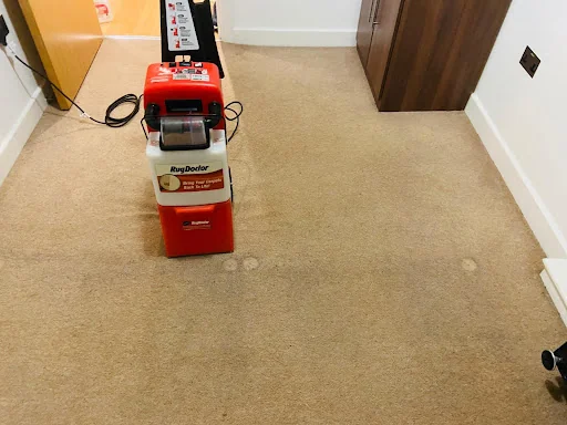 SAFA CLEANING SERVICES LTD photo 3
