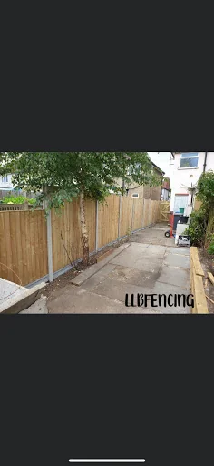 LLB Fencing &amp; Landscapes photo 3