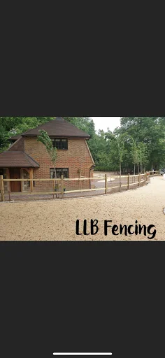 LLB Fencing &amp; Landscapes photo 8
