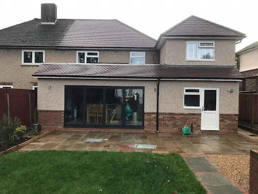 D Weaver Builders Ltd photo 1