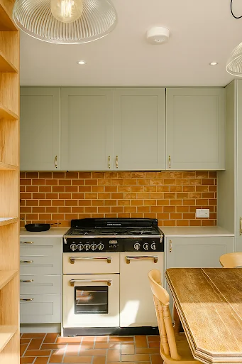 2V Projects Ltd photo 7
