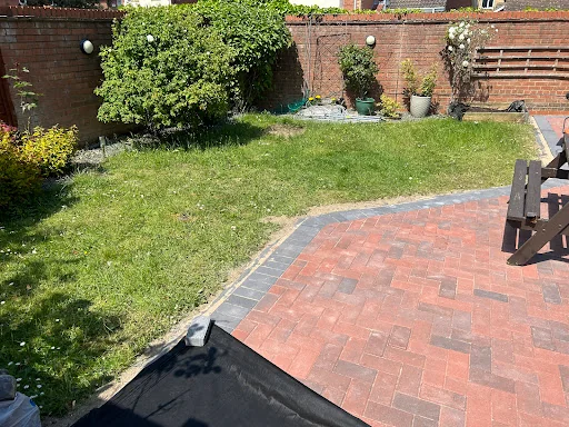 Top Style Paving &amp; Resin Bond photo 1