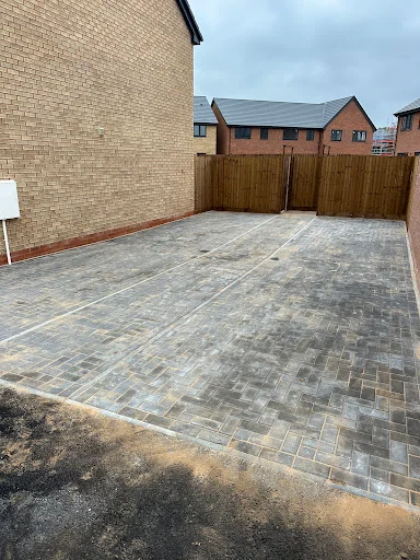 F&amp;B Landscaping and Groundworks Ltd photo 7