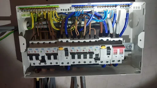 AK GENIUS SOLUTIONS photo 1