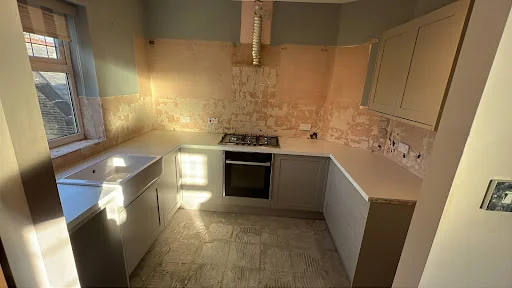 CSE JOINERY, BUILDING &amp; MAINTENANCE LTD photo 3