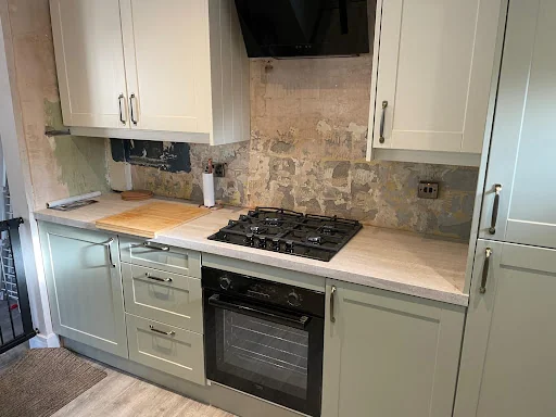 CSE JOINERY, BUILDING &amp; MAINTENANCE LTD photo 4