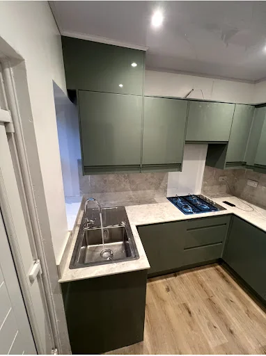 CSE JOINERY, BUILDING &amp; MAINTENANCE LTD photo 6