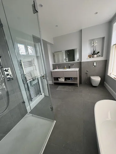 D D C Kitchens And Bathrooms photo 6