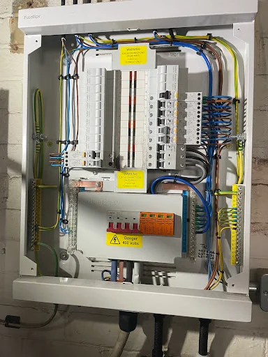 L GREEN ELECTRICAL SOLUTIONS LTD photo 1