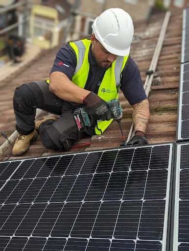 PRW ELECTRICAL SERVICES (SOUTH WEST) T/A RECHARGE RENEWABLE LIMITED photo 4