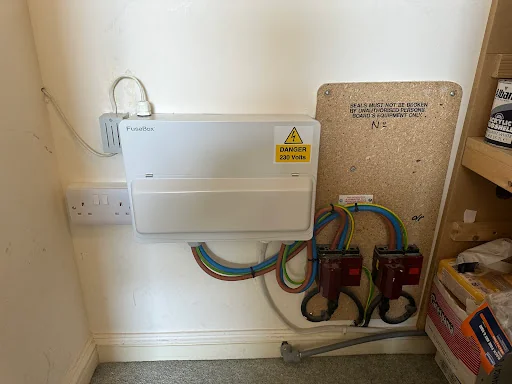 Iswitch Electrical Services Ltd photo 7