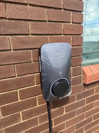 DG Charging photo 1