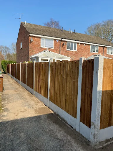 [contact details hidden] Fencing and Gates photo 2