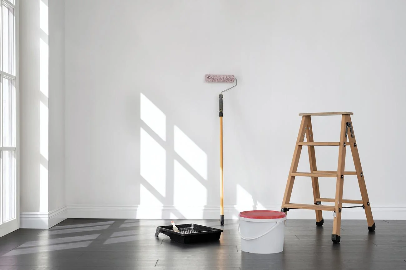 Decorating, Paint & Interiors